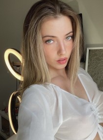 Фото проститутки Аня без предоплаты №2 в городе Ярцево